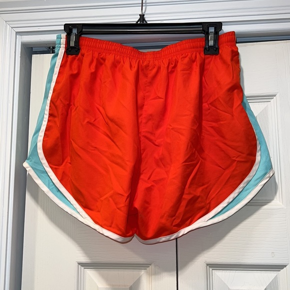 Women’s Orange Nike Shorts - Picture 2 of 6